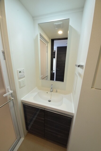 レジディア笹塚IIIの物件内観写真