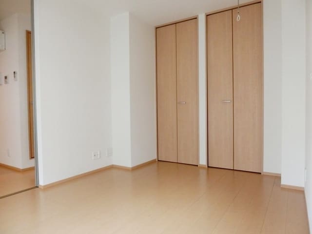 ＳＥＲＥＮＡ　ＷＡＳＥＤＡの物件内観写真