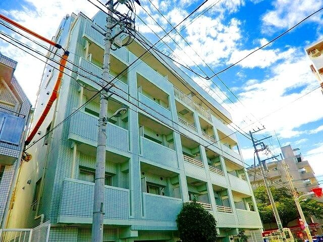 キャパシタス中野の物件外観写真