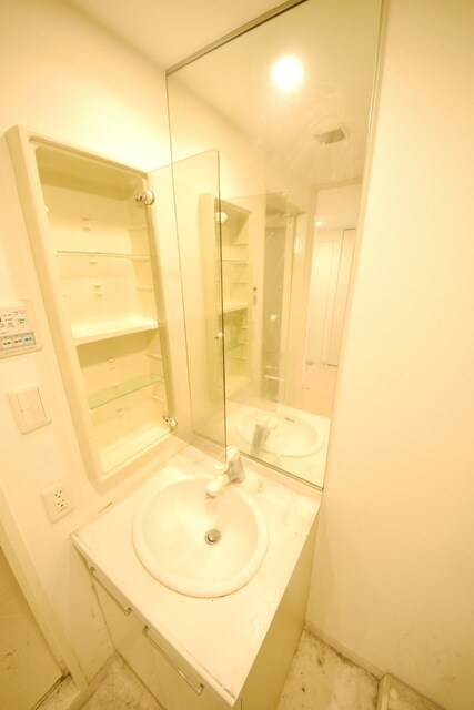 ドゥーエ東高円寺の物件内観写真