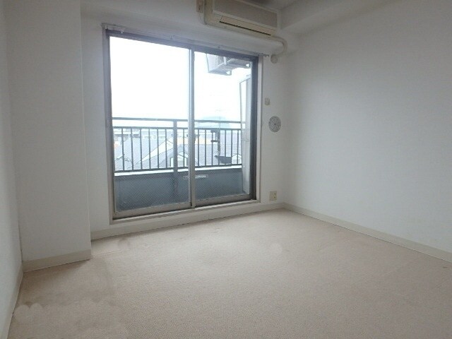 サンパレス松庵の物件内観写真