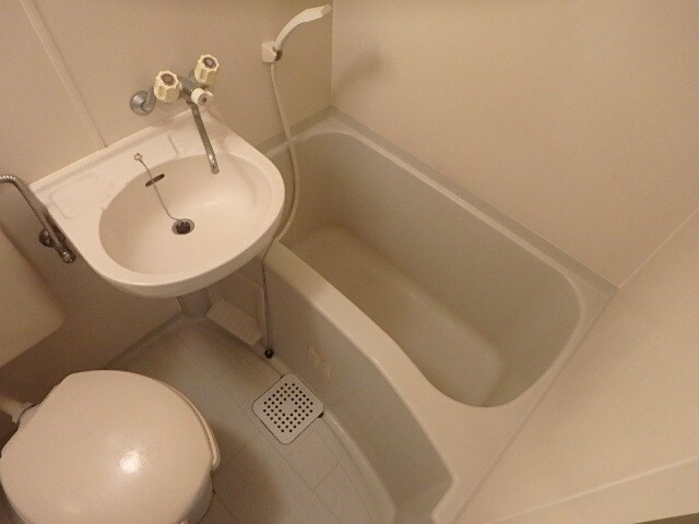 サンパレス松庵の物件内観写真