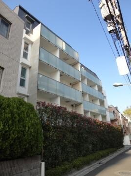 エルスタンザ代々木の物件外観写真