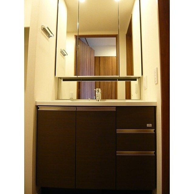 ザ・パークハウス西新宿タワー60の物件内観写真