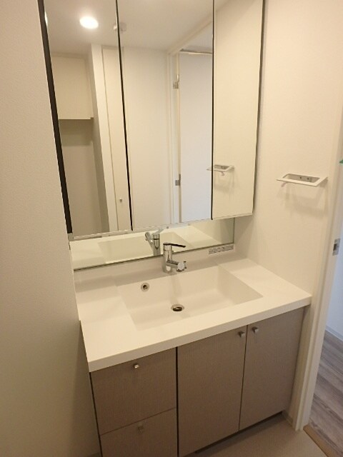 ZOOM中野坂上の物件内観写真