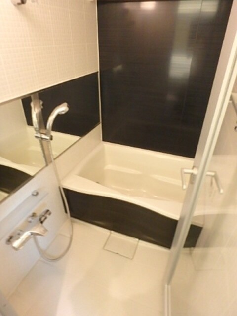 コンフォリア東中野ＤＥＵＸの物件内観写真