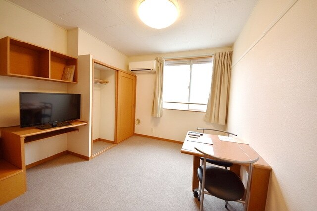 レオパレスメイプルコートII号館の物件内観写真