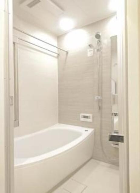 ザ・パークハウス西新宿タワー60の物件内観写真