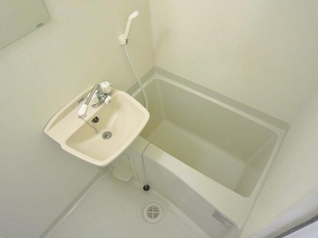 レオパレスクリムゾン矢口の物件内観写真