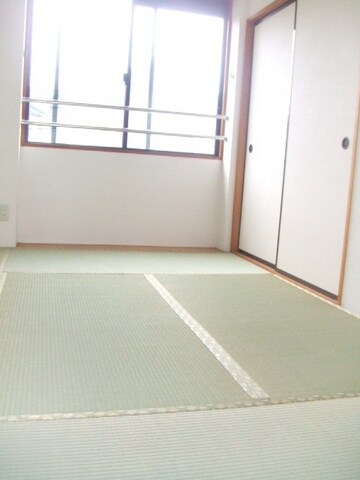 ロイトンIの物件内観写真