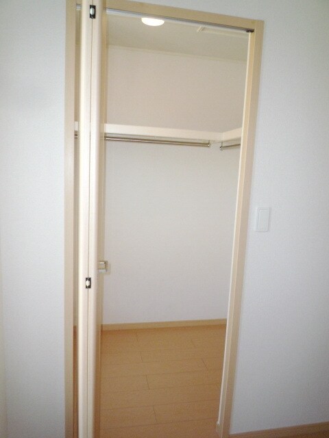 グラス　ガーデンの物件内観写真