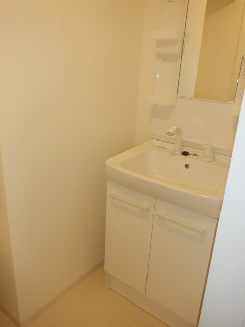 アイルプレミアム千駄木の物件内観写真