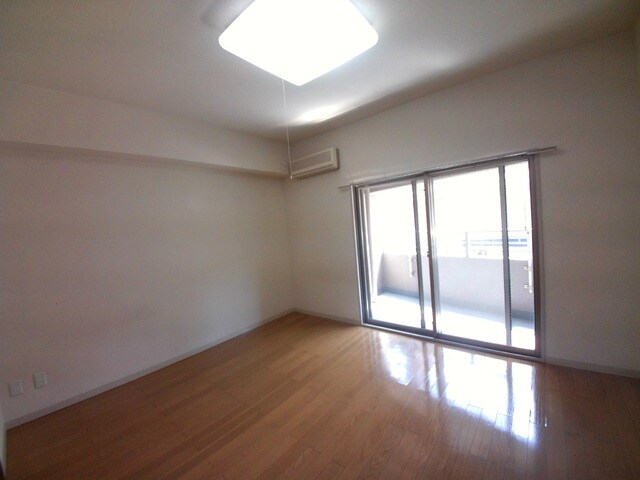 アブレスト西日暮里の物件内観写真