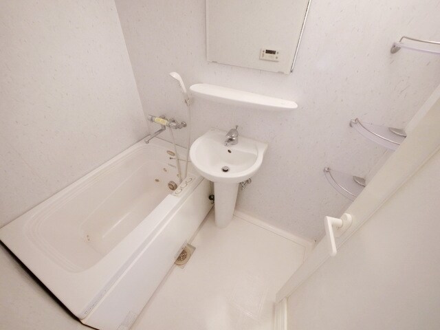 アムス志村の物件内観写真