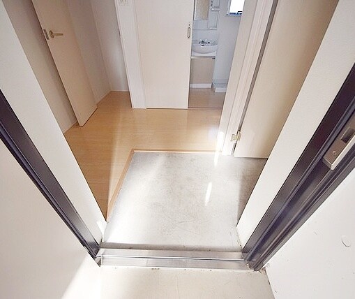 レジス飛鳥山公園の物件内観写真