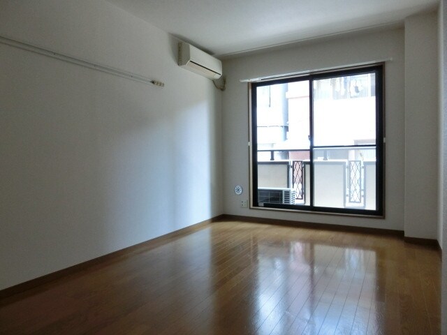 ラフィネ池之端の物件内観写真