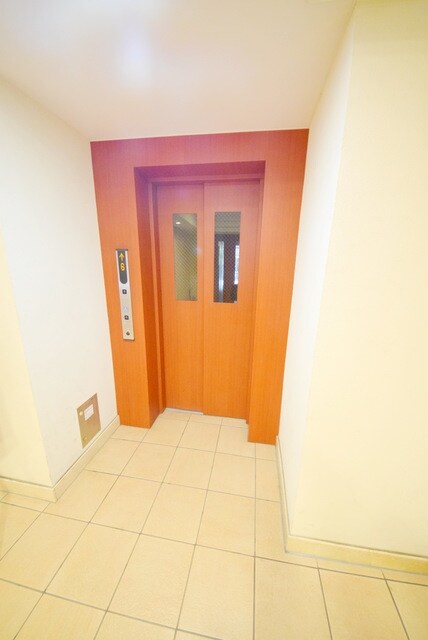 麹町二番町マンションの物件内観写真