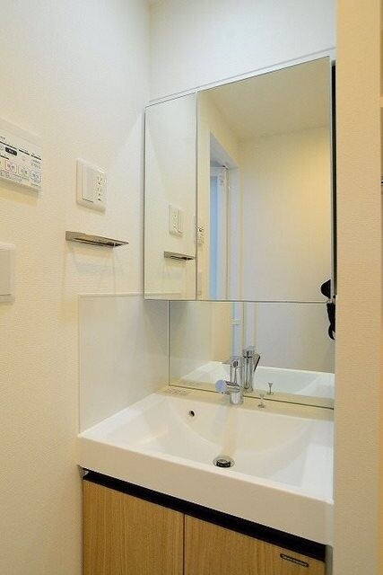 ステージグランデ新御徒町アジールコートの物件内観写真