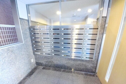 デ・リード日本橋箱崎の物件内観写真