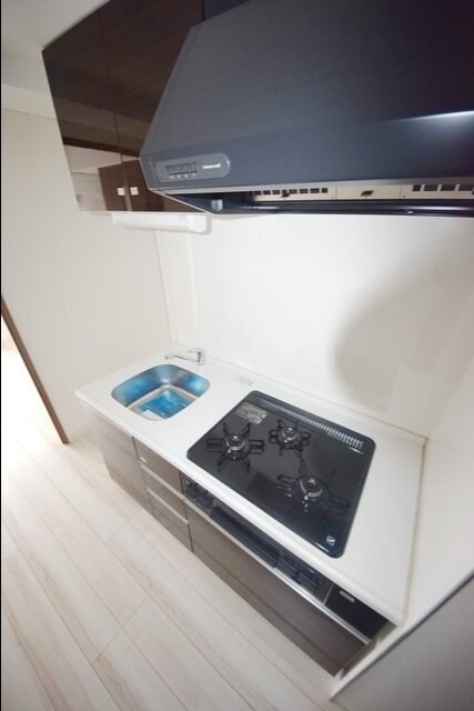 イート　アパートメント　ヴェリタスの物件内観写真