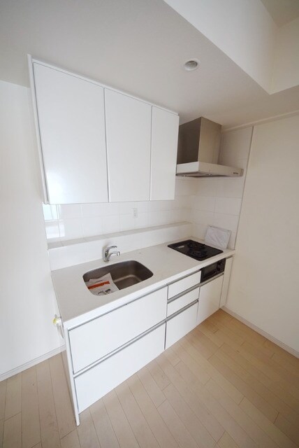 コンフォリア神田神保町の物件内観写真