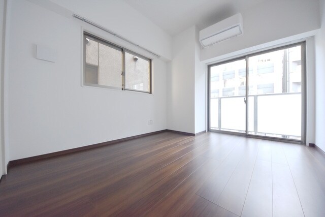 リバーレ日本橋三越前の物件内観写真