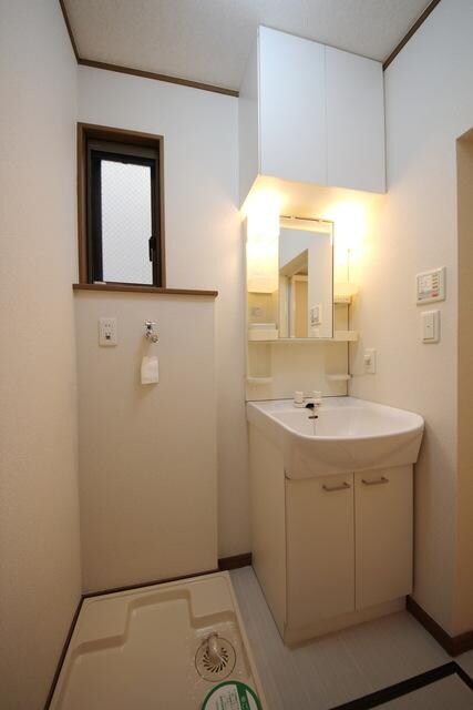 イーストビレッジの物件内観写真