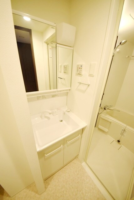 ＧＥＮＯＶＩＡ墨田八広skygardenの物件内観写真