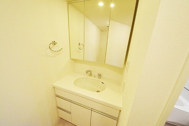 レジディア御茶ノ水の物件内観写真