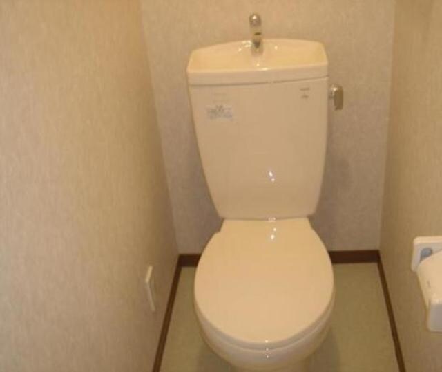 リリックコートヒロオパレスVIの物件内観写真