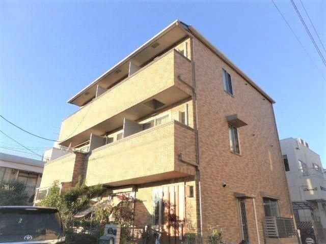 ラ・フィーユ六町の物件外観写真