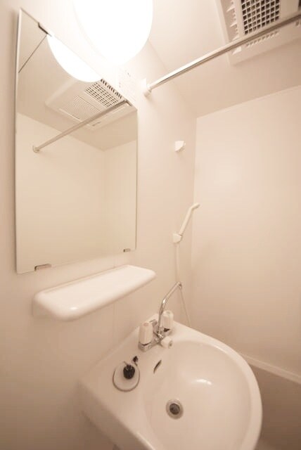 コンフォート北綾瀬の物件内観写真