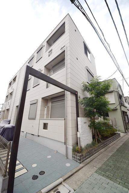 スタークレストの物件外観写真