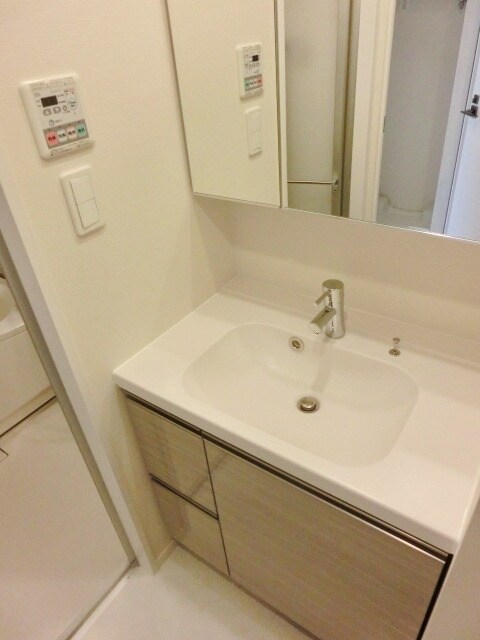 パークアクシス上野三丁目の物件内観写真