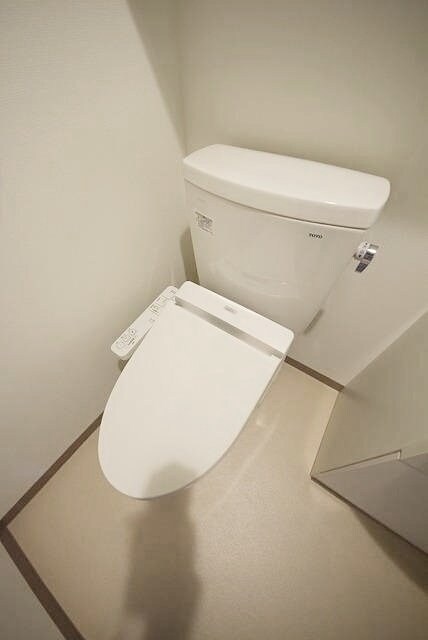 ライジングプレイス綾瀬二番館の物件内観写真