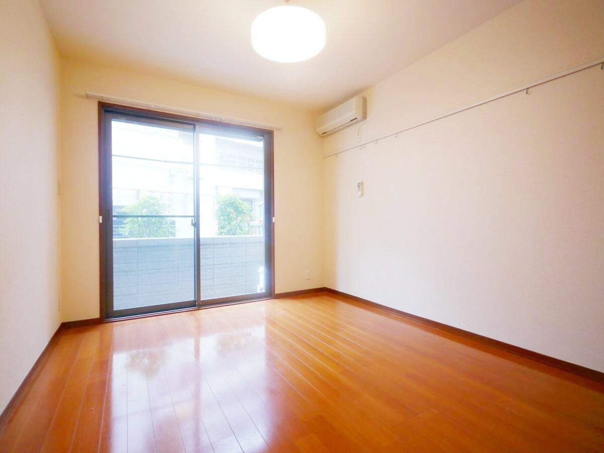 ＲＯＹＡＬ　ＷＩＮＧの物件内観写真