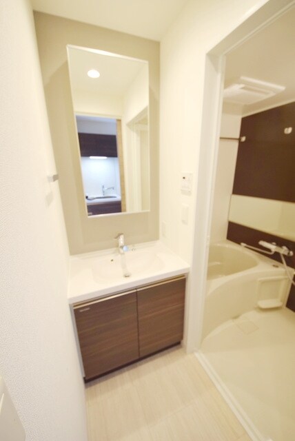 クレストコート志村坂上の物件内観写真