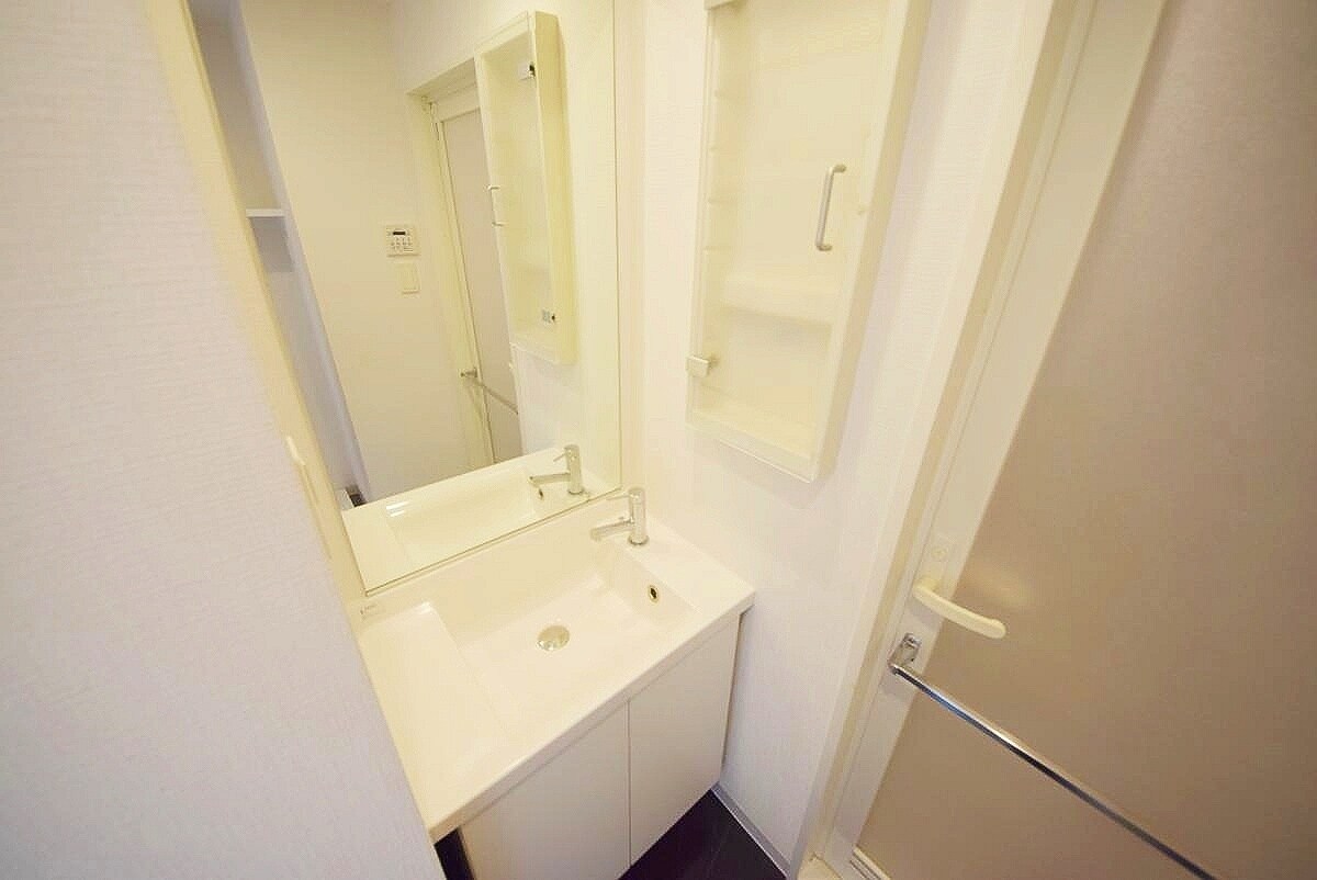 ＬＥＸＥ　ＡＺＥＳＴ赤羽の物件内観写真