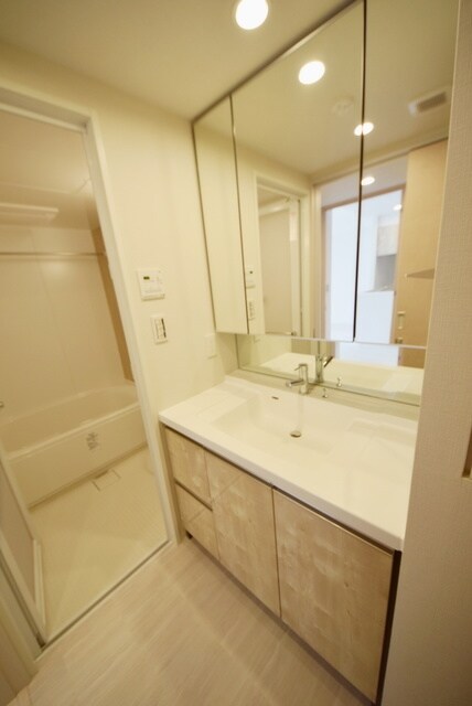 ドゥーエ南千住の物件内観写真