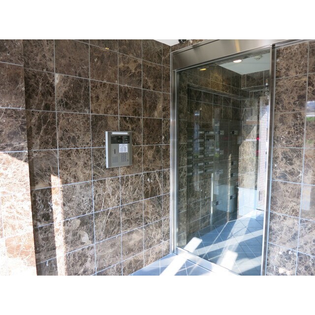 ロイヤル　トーリータワーズの物件内観写真