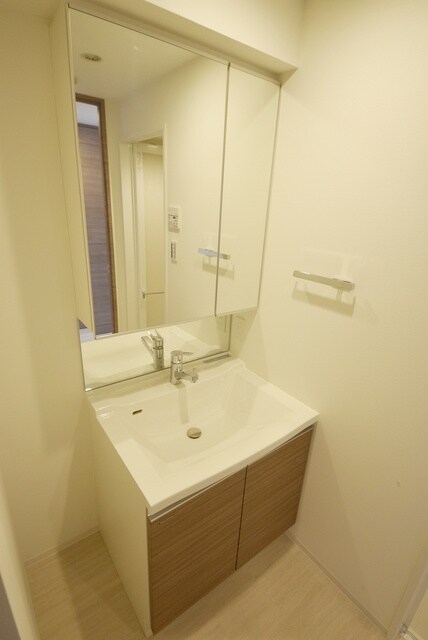 ＭＡＫＥＳ　ＤＥＳＩＧＮ　三ノ輪の物件内観写真