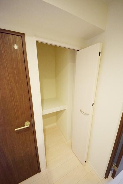 コスモグランス東日暮里の物件内観写真