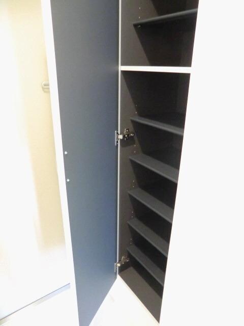 スカイラグーナの物件内観写真