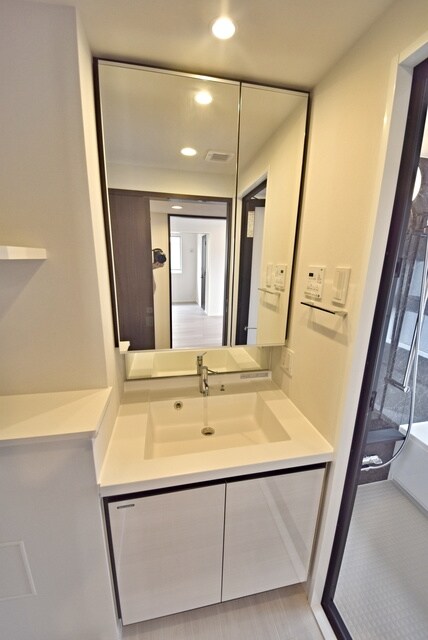 クレヴィアリグゼ日暮里の物件内観写真