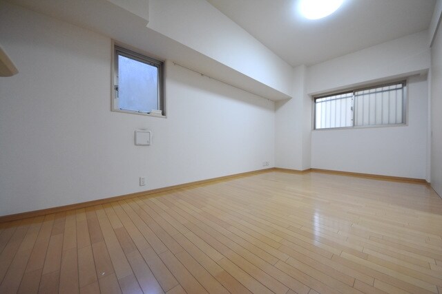 オーパスホームズ八丁堀の物件内観写真