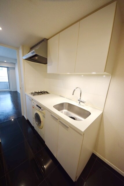 パークキューブ神田の物件内観写真