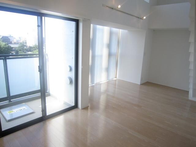 アーバンキューブ九段南の物件内観写真