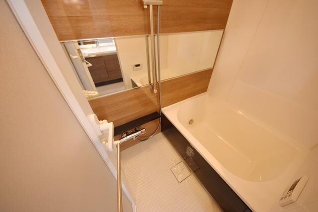 PEAKS神田の物件内観写真