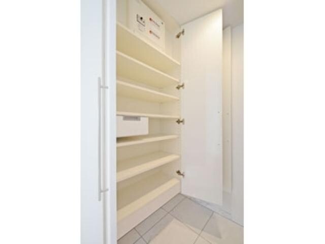 プライムアーバン新宿夏目坂タワーレジデンスの物件内観写真