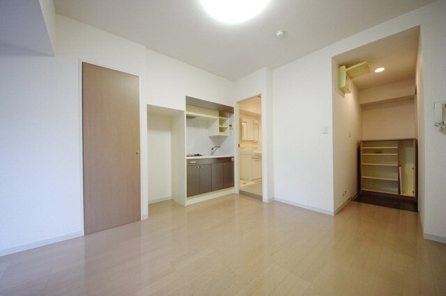 シャンブリーズ三越前の物件内観写真